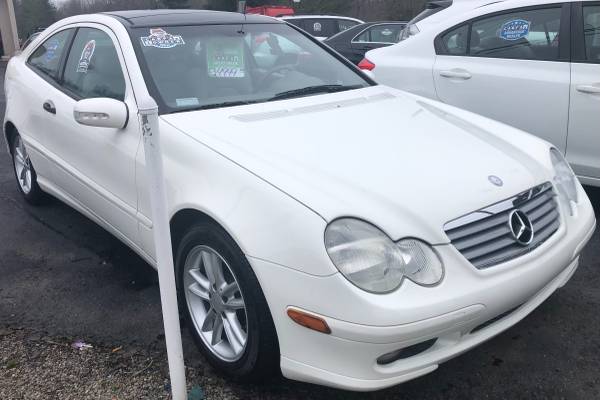 2002 Mercedes C230 Kompressor Coupe 1-Owner Carfax Nicest one for sale in Sewell, NJ – photo 2