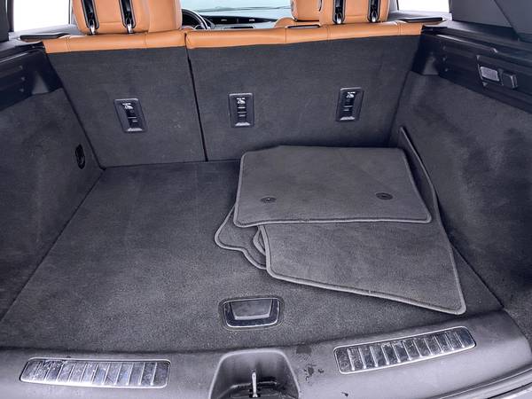 2019 Caddy Cadillac XT4 Sport SUV 4D hatchback Black - FINANCE... for sale in West Palm Beach, FL – photo 23