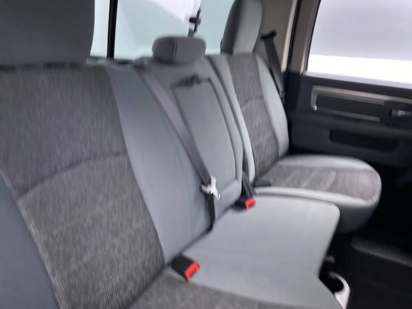 2019 Ram 1500 Classic Crew Cab SLT Pickup 4D 5 1/2 ft pickup Gray -... for sale in Miami, FL – photo 19