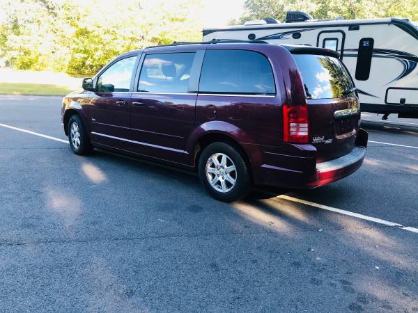2008 Chrysler town&country touring130k miles for sale in Stratford, NY – photo 6