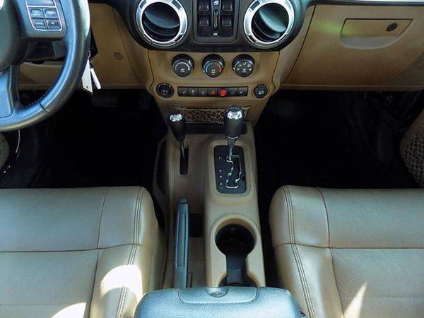 2012 Jeep Wrangler Unlimited Sahara 4x4 4dr SUV for sale in Chelsea, MI – photo 19
