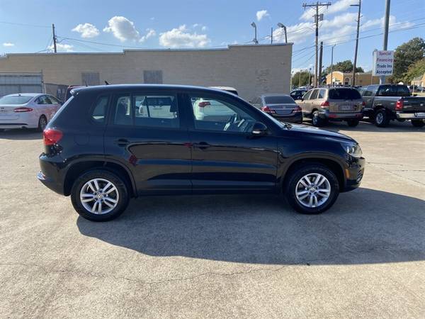 2013 VOLKSWAGEN TIGAUN S AWD ALL POWER OPTIONS ALLOYS SERVICED!... for sale in Tulsa, AR – photo 3