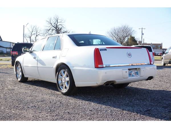 2010 Cadillac DTS Premium Collection - - by dealer for sale in Okmulgee, OK – photo 19