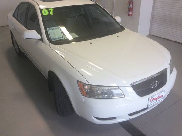 2007 Hyundai Sonata GLS - - by dealer - vehicle for sale in Newton Falls, OH – photo 2