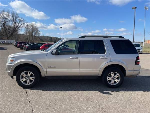 2008 Ford Explorer XLT - SUV - - by dealer - vehicle for sale in Fenton, MI – photo 8
