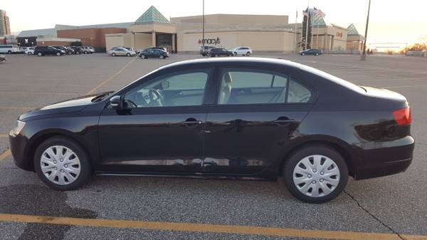 2012 VW Jetta SE 2.5L - cars & trucks - by owner - vehicle... for sale in Minneapolis, MN