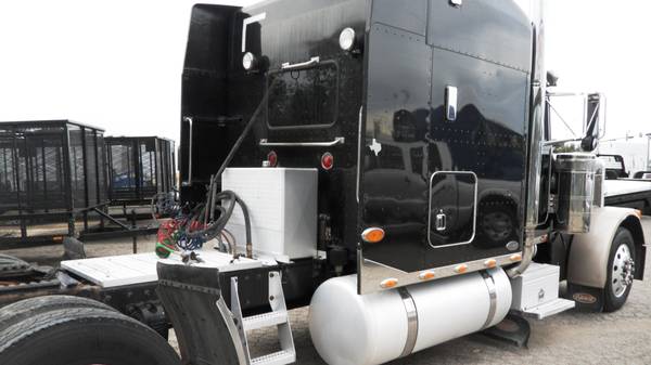 2002 Peterbilt 379 Extended Hood for sale in SAN ANGELO, TX – photo 3
