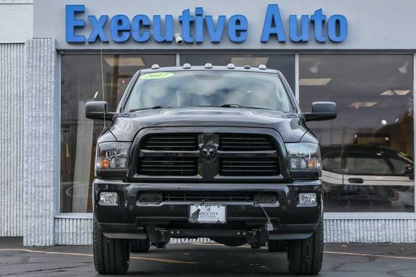 2017 RAM 2500 BIG HORN 4x4 Fisher V-Plow! - cars & trucks - by... for sale in Smithfield, RI – photo 3