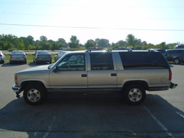 1999 Chevrolet Suburban K1500 4WD for sale in Mooresville, IN – photo 5