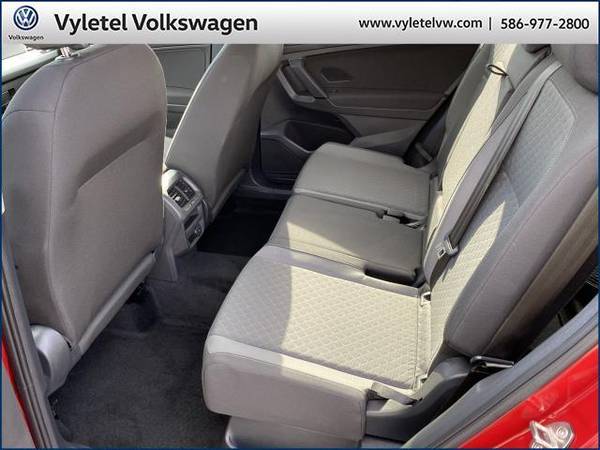 2019 Volkswagen Tiguan SUV 2 0T S 4MOTION - Volkswagen Cardinal Red for sale in Sterling Heights, MI – photo 11