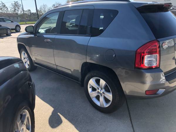 2011 Jeep Compass - cars & trucks - by owner - vehicle automotive sale for sale in Lafayette, LA – photo 2