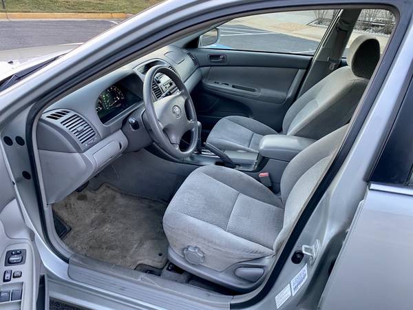 2002 Toyota Camry LE 130K Excellent Condition Clean Title Clean for sale in MANASSAS, District Of Columbia – photo 9