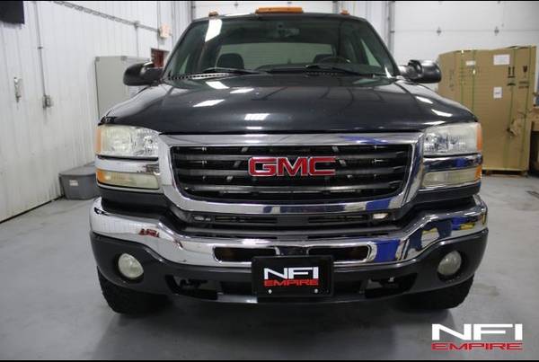 2005 GMC Sierra 2500 HD Crew Cab Pickup 4D 6 1/2 ft for sale in North East, PA – photo 2
