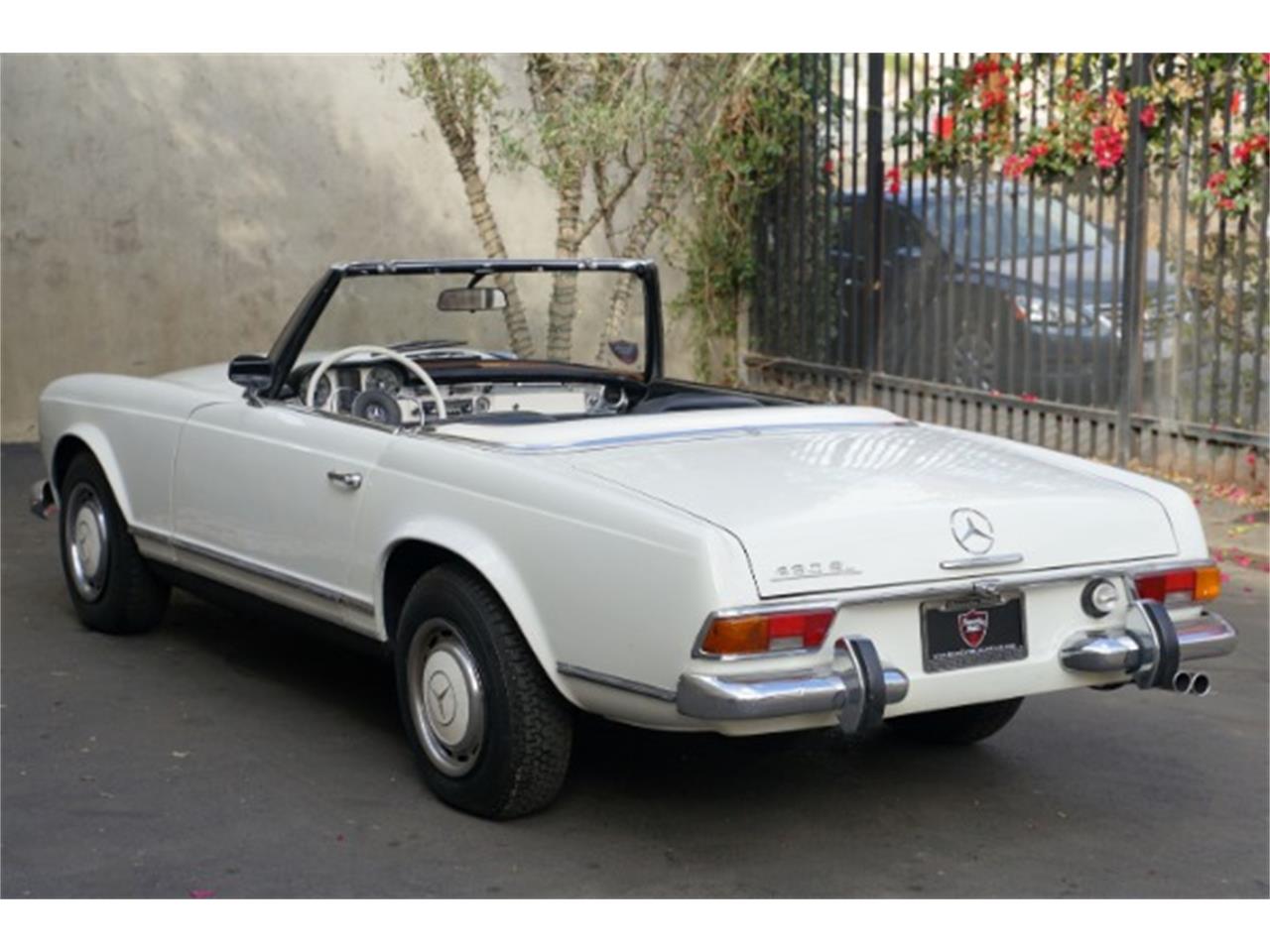 1966 Mercedes-Benz 230SL for sale in Beverly Hills, CA – photo 6