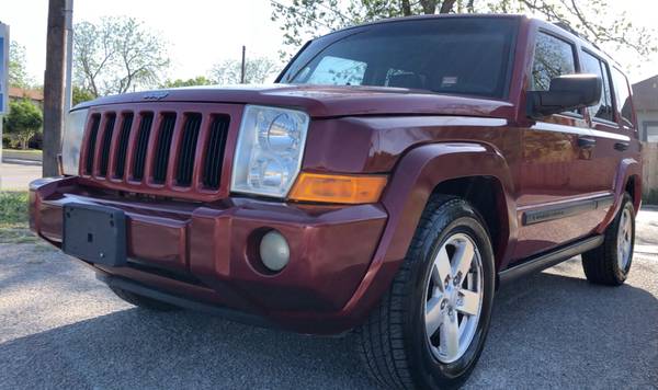 JEEP COMMANDER FOR SALE - - by dealer - vehicle for sale in San Antonio, TX – photo 4