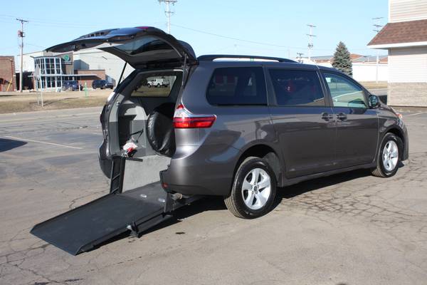 Toyota Sienna Handicap Accessible Wheelchair Van for sale in Jackson, MI