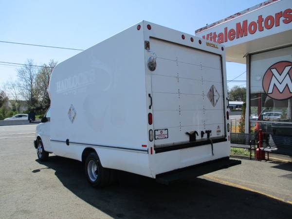 2010 Chevrolet Express Commercial Cutaway 3500 14 FOOT BOX TRUCK for sale in South Amboy, NY – photo 3