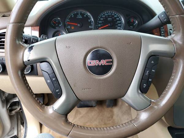 2009 GMC Yukon XL 4x4 - cars & trucks - by dealer - vehicle... for sale in Fort Collins, CO – photo 20