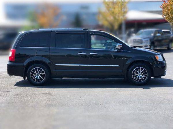 2016 Chrysler Town Country Limited for sale in Monroe, WA – photo 15