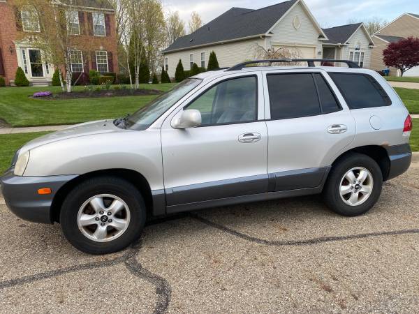 2005 Hyundai Santa Fe - 4WD - 2 7L - 122, 000 Miles for sale in Wadsworth, OH – photo 2