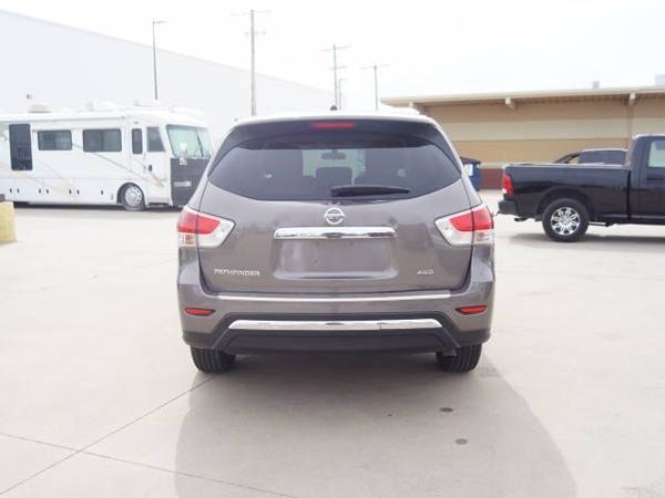 2013 Nissan Pathfinder S - - by dealer - vehicle for sale in Wichita, KS – photo 4