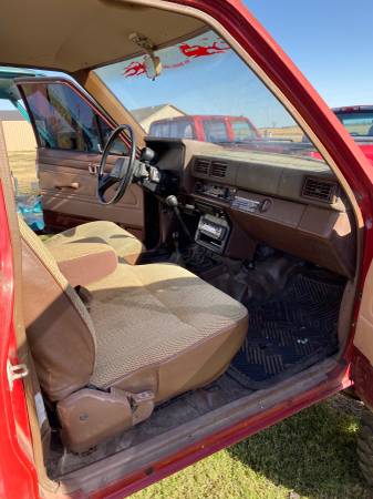 1986 Toyota 4x4 Xtra Cab - cars & trucks - by owner - vehicle... for sale in Pryor, OK – photo 4