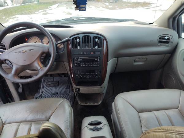 2003 Chrysler Town and Country - cars & trucks - by owner - vehicle... for sale in Grasston, MN – photo 6