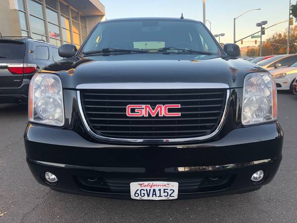 2008 GMC Yukon SLT Loaded Black with Black Leather 3rd Row Seat -... for sale in SF bay area, CA – photo 2