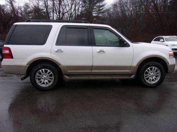 2014 Ford Expedition XLT 4x4 4dr SUV WE CAN FINANCE ANY... for sale in Londonderry, NH – photo 3