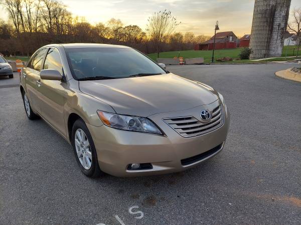 Toyota camry XLE - cars & trucks - by owner - vehicle automotive sale for sale in Rockville, District Of Columbia – photo 3