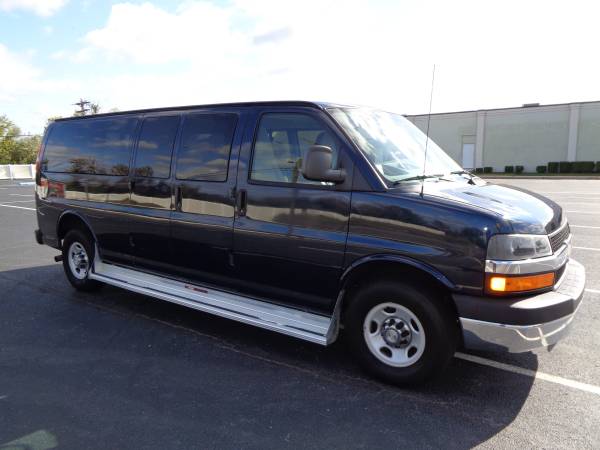 2011 CHEVROLET EXPRESS LT 3500 EXT. 15-PASSENGER! WITH ONLY 70K MILES! for sale in PALMYRA, NJ – photo 5