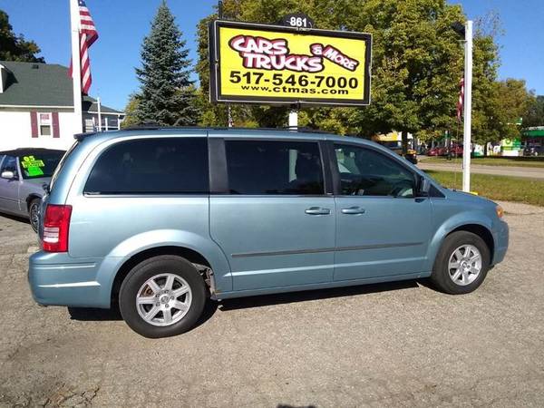 2010 Chrysler Town & Country Touring Plus for sale in Howell, MI – photo 13