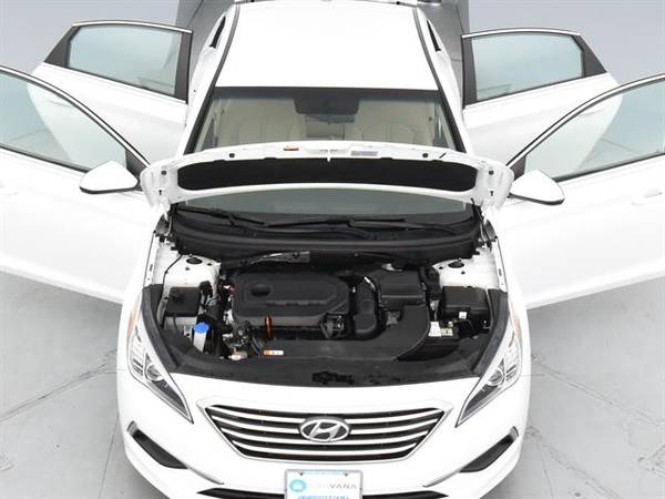 2016 Hyundai Sonata Sedan 4D sedan Off white - FINANCE ONLINE for sale in Indianapolis, IN – photo 4