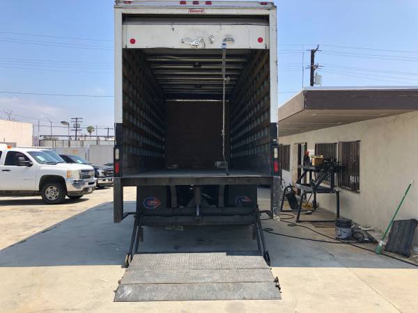 2004 HINO 268 24' MOVING GRIP TRUCK DIESEL 90K MILES WITH LIFTGATE for sale in Gardena, CA – photo 7