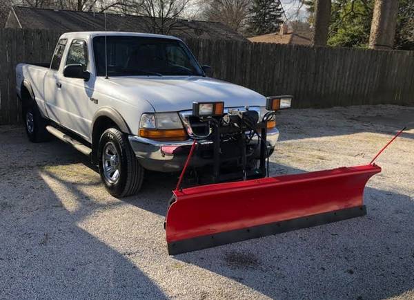 2 Small Plows ★ 2017 MEYER SNOW PLOW 2006 ESCAPE Only private use -... for sale in Champaign, IA – photo 3