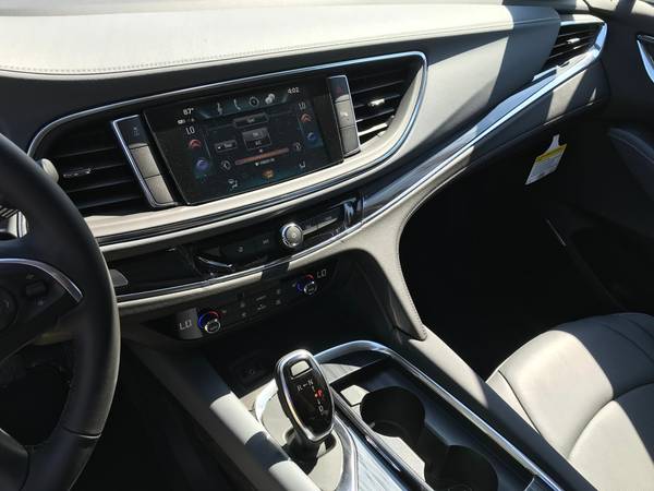 2019 BUICK ENCLAVE ESSENCE FWD (250455) for sale in Newton, IL – photo 12