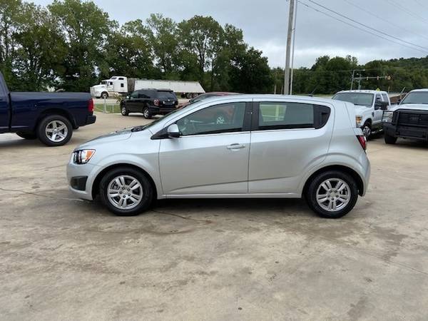 2013 Chevrolet Sonic LT FREE WARRANTY!! **FREE CARFAX** - cars &... for sale in Catoosa, OK – photo 4