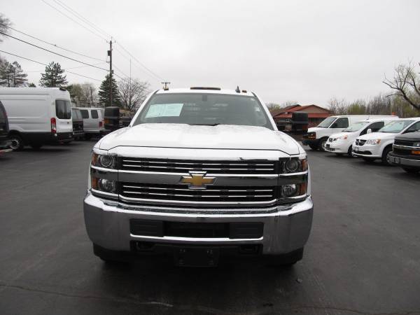 2018 Chevy Chevrolet Silverado 3500HD LT pickup Summit White - cars for sale in Spencerport, NY – photo 2