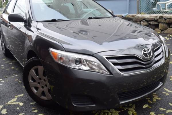 *2011* *Toyota* *Camry* *LE 4dr Sedan 6A* - cars & trucks - by... for sale in Paterson, NY – photo 6