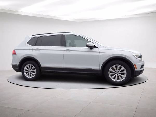 2018 Volkswagen Tiguan SE - - by dealer - vehicle for sale in Clayton, NC – photo 3