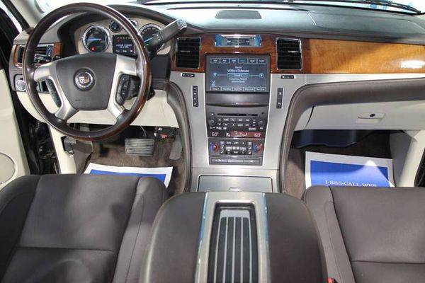 2011 Cadillac Escalade Platinum Edition AWD 4dr SUV Guara for sale in Dearborn Heights, MI – photo 8