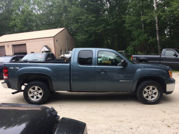 2007 GMC Sierra SLE Ex Cab V8 4x4, Auto, New Tires, Very Solid!! for sale in New Gloucester, ME – photo 6