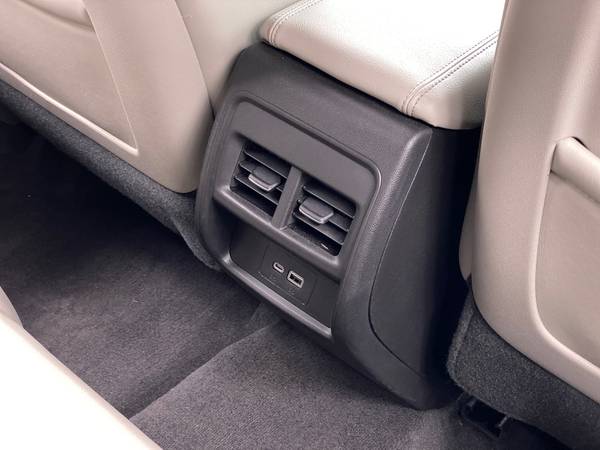 2019 Caddy Cadillac XT4 Premium Luxury Sport Utility 4D hatchback -... for sale in Seffner, FL – photo 20