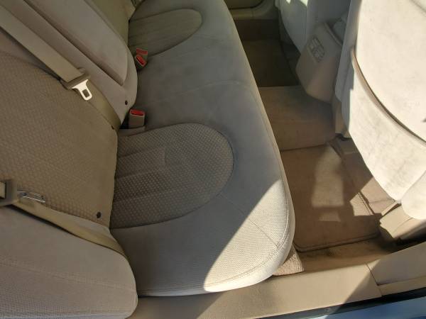 NICE 2010 BUICK LUCERNE CX - cars & trucks - by dealer - vehicle... for sale in Oshkosh, WI – photo 10