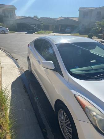 2011 Hyundai Elantra - cars & trucks - by owner - vehicle automotive... for sale in La Quinta, CA – photo 2