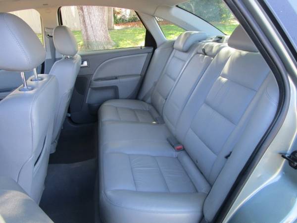 2005 FORD FIVE HUNDRED SEL - PARKING ASSIST - LEATHER SEATS DRIVES... for sale in Sacramento , CA – photo 11