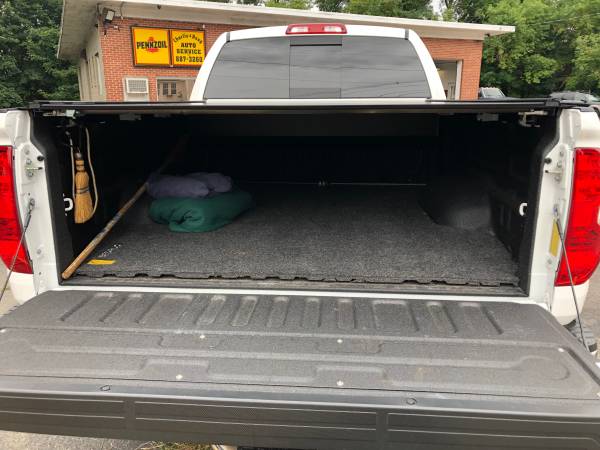 Lifted 2015 Tundra for sale in Norwich, CT – photo 6