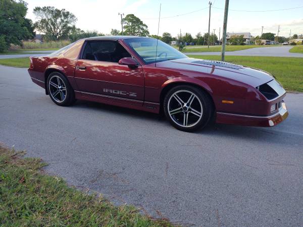 Extremely Nice 1986 Chevrolet Iroc Z/28 Up For Sale - cars & trucks... for sale in Hudson, FL – photo 12