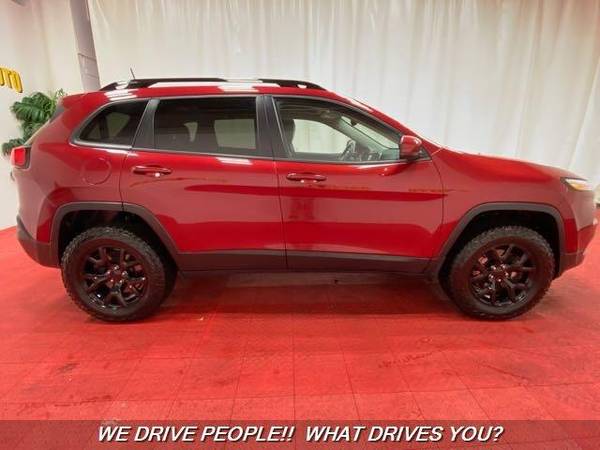 2017 Jeep Cherokee Limited 4x4 Limited 4dr SUV We Can Get You for sale in Temple Hills, District Of Columbia – photo 6