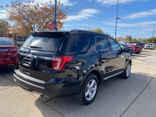 2018 Ford Explorer XLT FWD - cars & trucks - by dealer - vehicle... for sale in Taylor, MI – photo 6